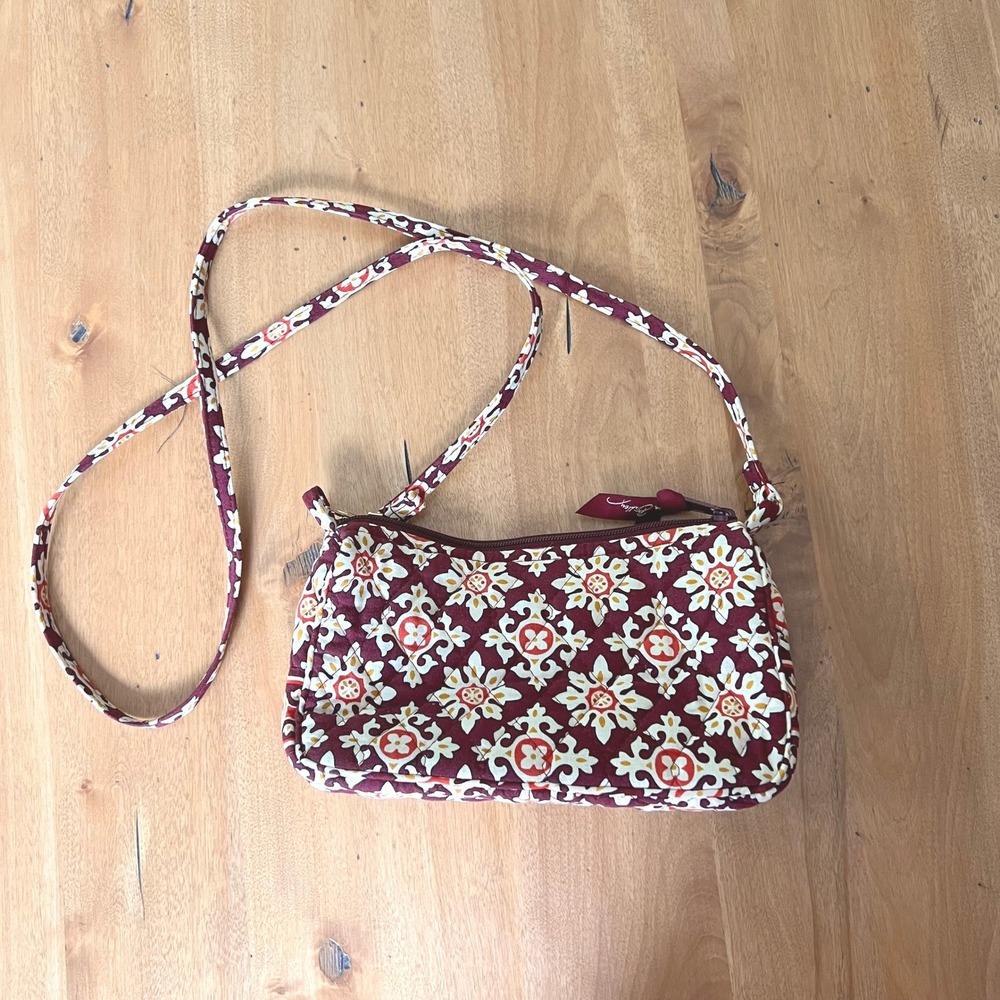 Vera Bradley Burgundy Medallion Quilted Cotton Crossbody Bag Small Floral Purse